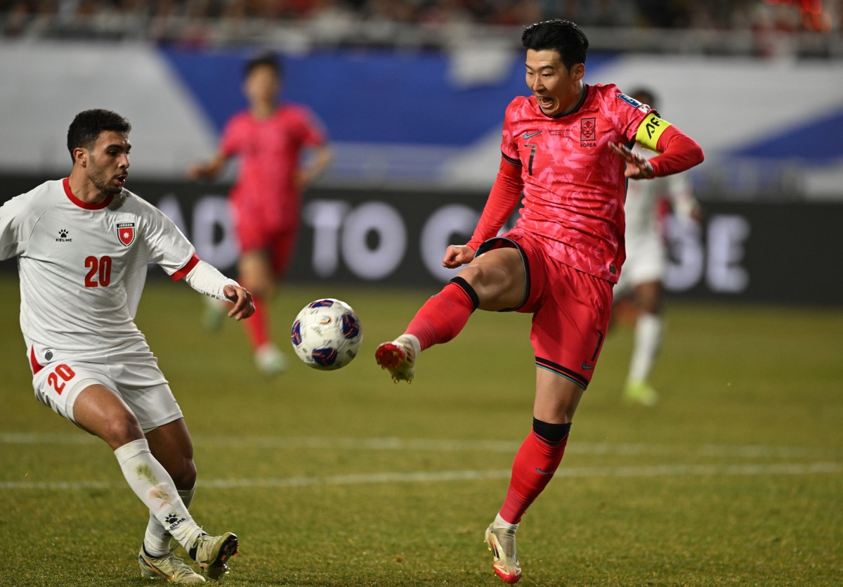 艾顿是湖人队史首位100%命中率0失误且砍两双的首发球员